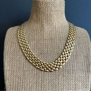 Vintage panther link Gold tone Necklace.